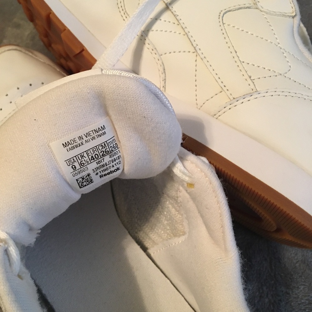 Reebok Classic - Picture 6 of 6